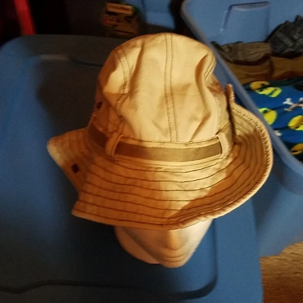 Old Navy Child Hat Chin Strap Bow